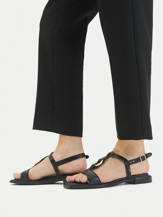 Clarks Босоніжки Clarks Ariany Sling 26181240 Чорний