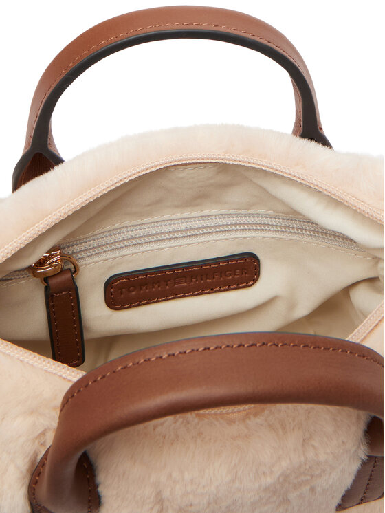 Tommy Hilfiger Kabelka Tommy Hilfiger Popette Micro Tote Faux Fur AW0AW19311 Světle béžová