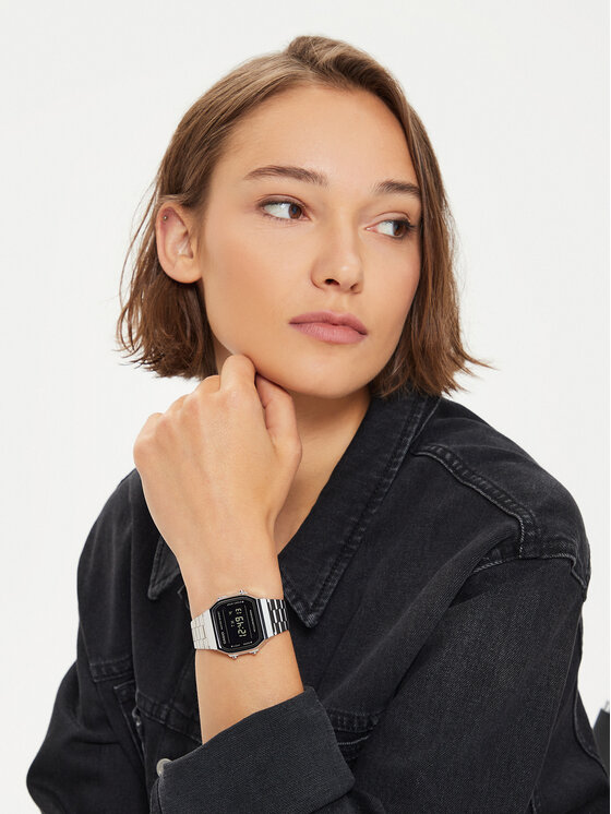 Casio Hodinky Casio Vintage A168WEM-1EF Strieborná