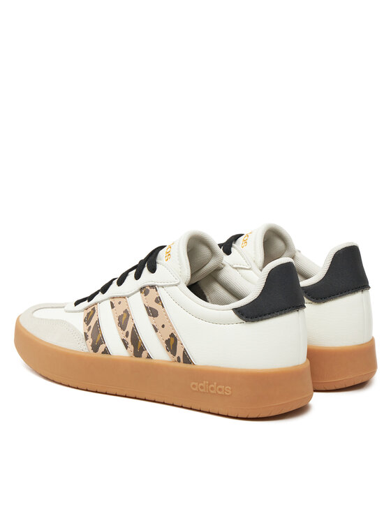 adidas Sneakersy adidas Barreda JQ2296 Biela