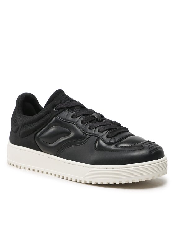 Emporio Armani Laisvalaikio batai Emporio Armani X4X609 XN734 A083 B Juoda