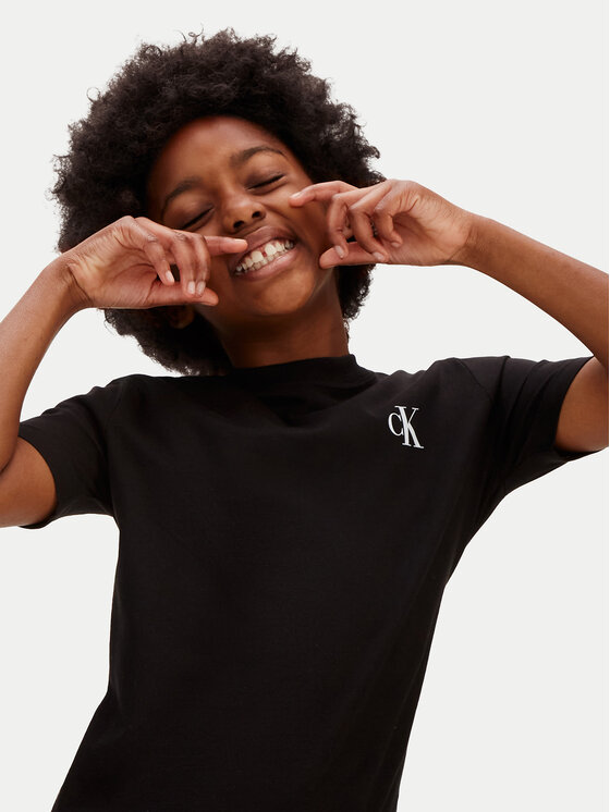 Calvin Klein Jeans Calvin Klein Jeans Camiseta Chest Monologo LV1CKSJA32 Negro Regular Fit
