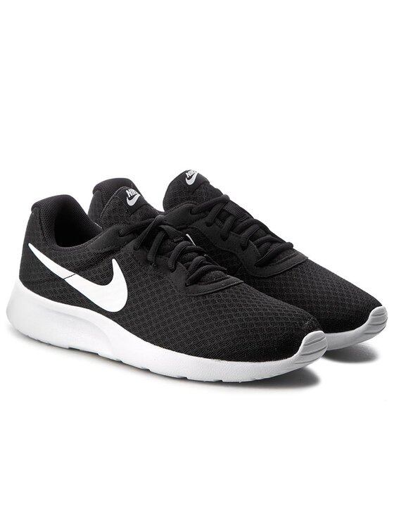 Nike Снікерcи Nike Tanjun 812654 011 Чорний
