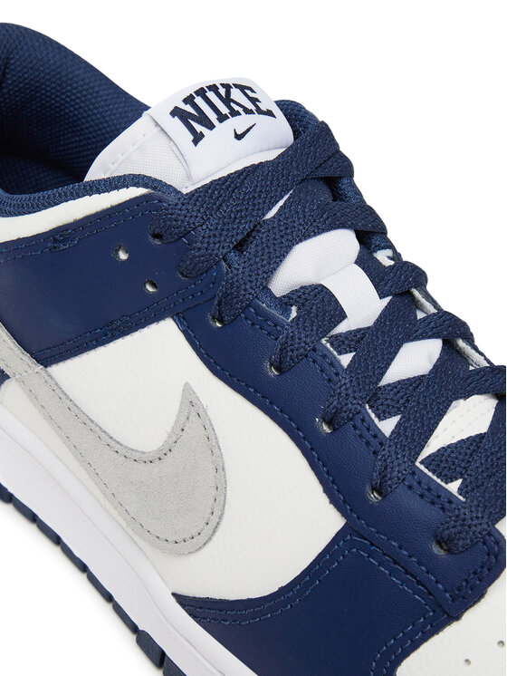 Nike Sneakersy Nike Dunk Low FD9749 400 Biela