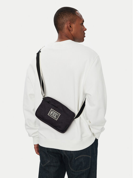 Calvin Klein Válltáska Calvin Klein Ssnl Graphic Camera Bag LV04D3628G Fekete