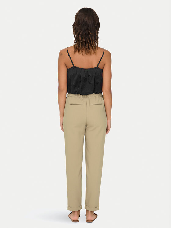 ONLY ONLY Топ Lou 15342566 Чорний Cropped Fit