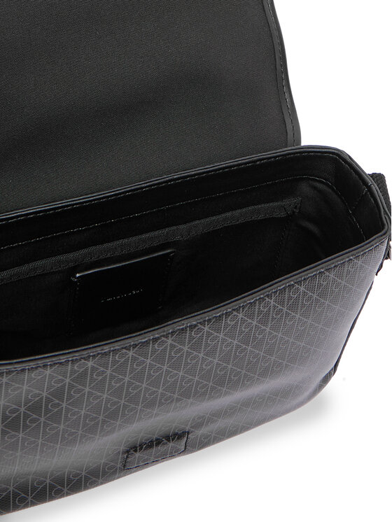 Calvin Klein Saszetka Calvin Klein Emblem Aop Coated Small Flap Mes LV04D3396G Czarny