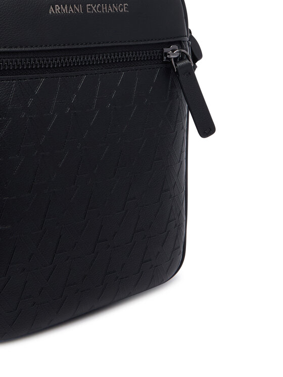 Armani Exchange Плоска сумка Armani Exchange XM003577 AF26662 UC001 Чорний