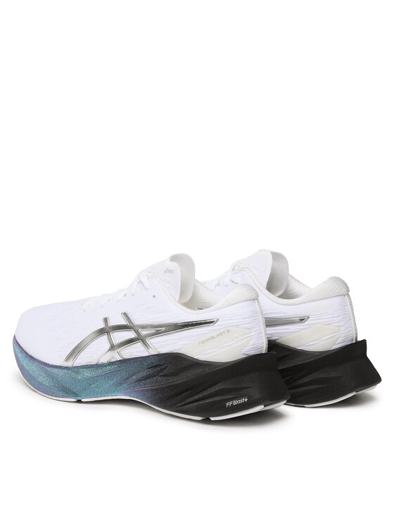 Asics Scarpe running Asics Novablast 3 Platinum 1011B461 Bianco