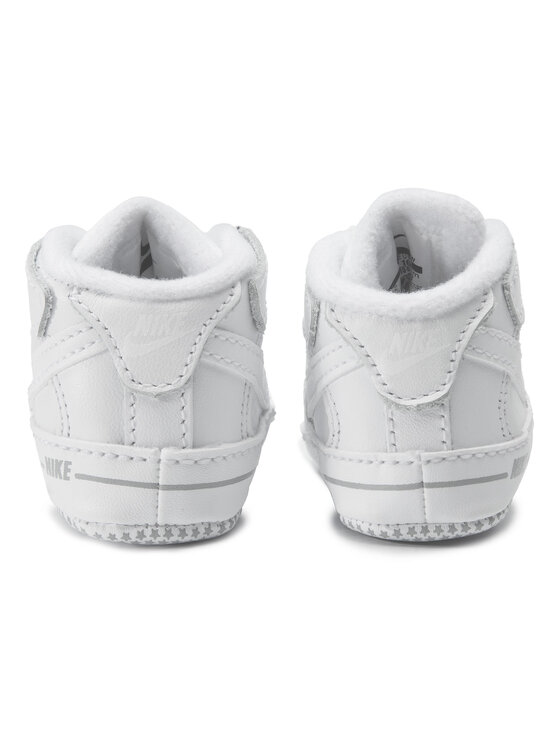 Nike Laisvalaikio batai Nike Force 1 (CB) 844103 100 Balta