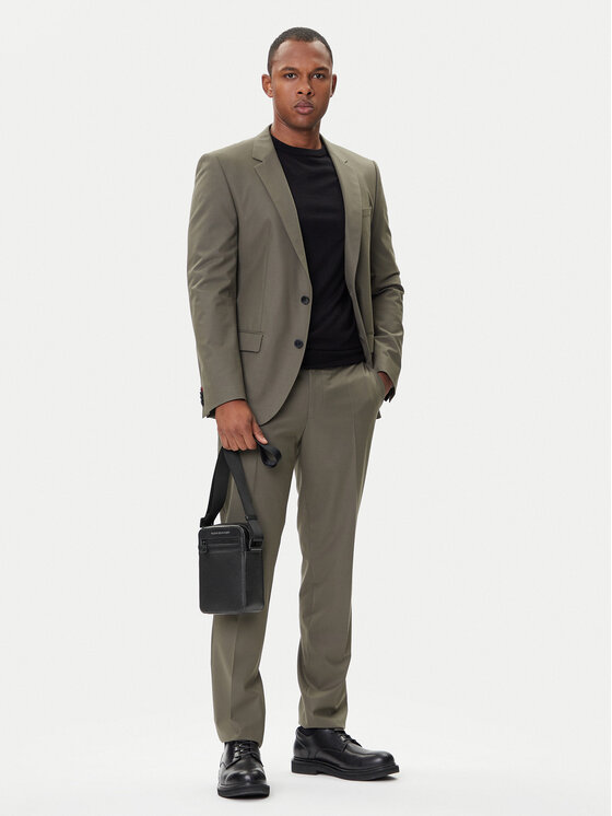 Tommy Hilfiger Ľadvinka Tommy Hilfiger Th Monogram Mini Reporter AM0AM13836 Čierna