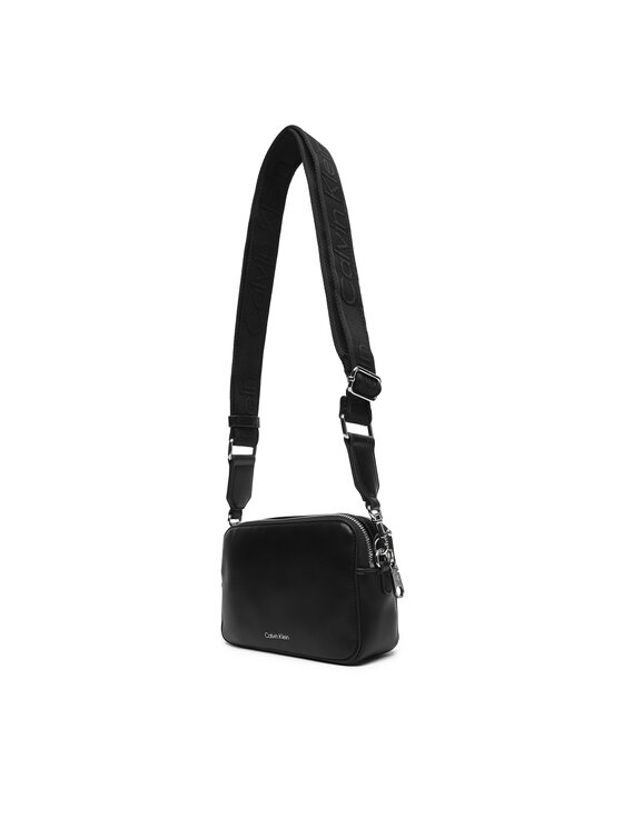 Calvin Klein Torbica Calvin Klein Webbing Double Strap Camera Bag LV04F3165G Crna