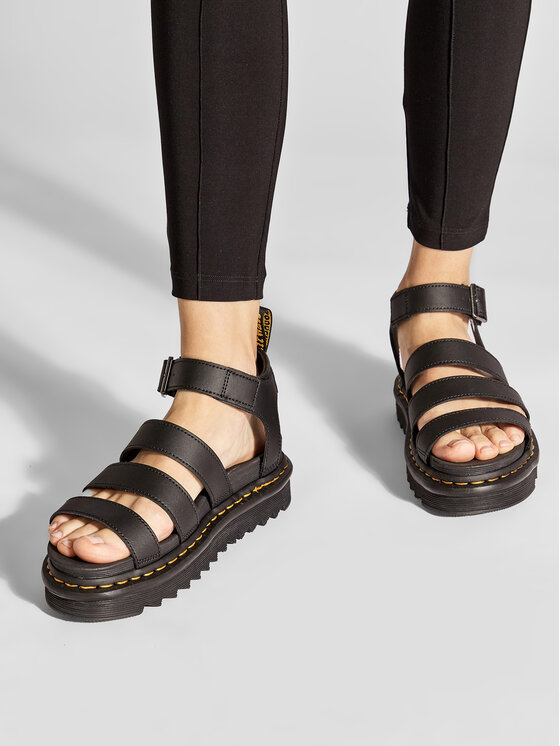 Dr. Martens Sandały Dr. Martens Blaire 24235001 Czarny