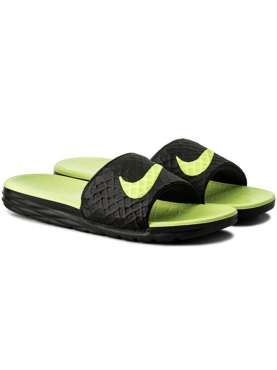 Nike Παντόφλες Nike Benassi Solarsoft 705474 070 Μαύρο