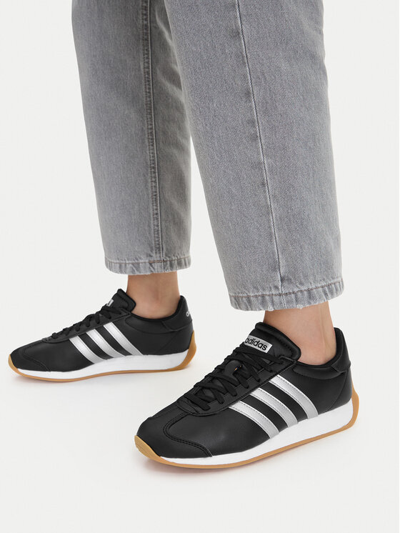 adidas Sneakersy adidas Runvista HQ2326 Černá