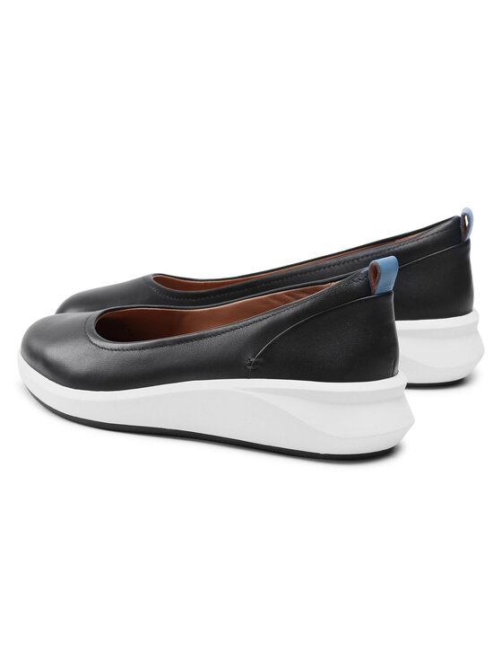 Clarks Polobotky Clarks Un Rio Vibe 261590964 Černá
