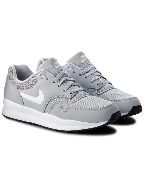nike air safari trainers wolf grey white black