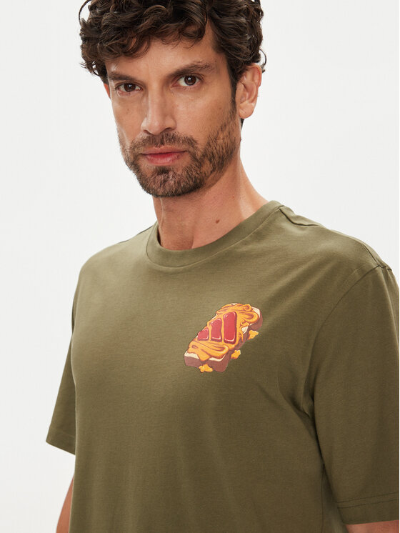 adidas adidas Футболка Food Peanut Butter & Jelly Graphic JW4342 Хакі Regular Fit