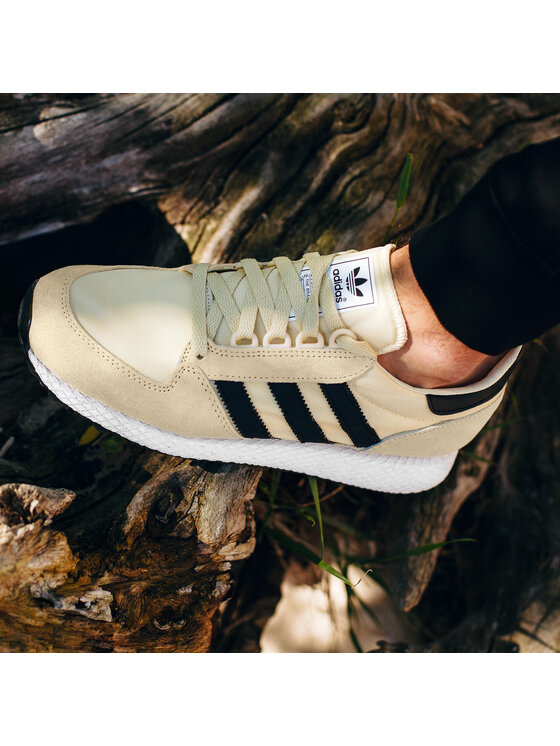 adidas Sneakers adidas Forest Grove CG6137 Galben