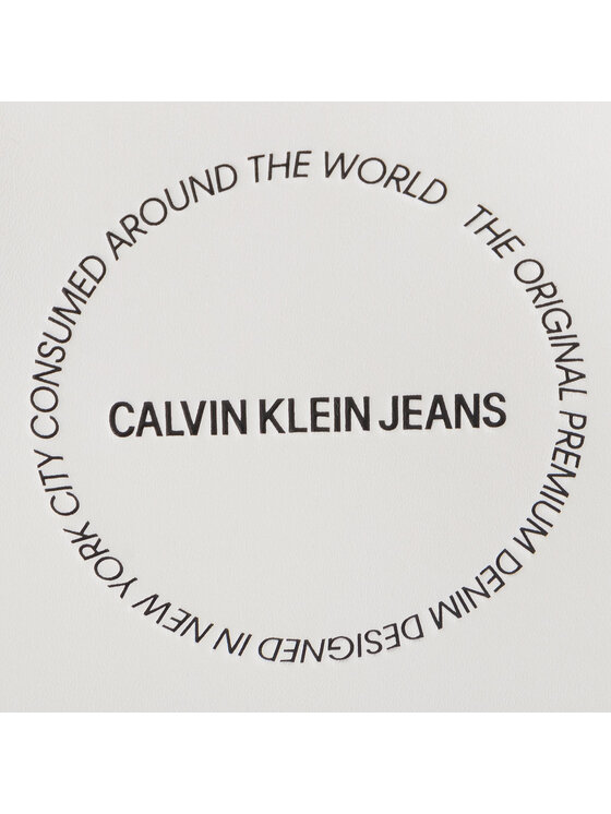 Calvin Klein Jeans Rankinė Calvin Klein Jeans Sculpted Camera Bag K60K606160 Balta