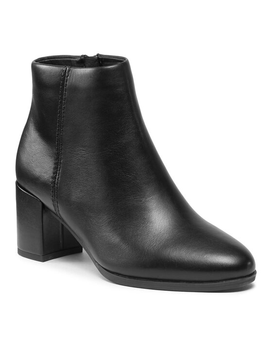 Clarks Ботильйони Clarks Freva55 Zip 261747974 Чорний