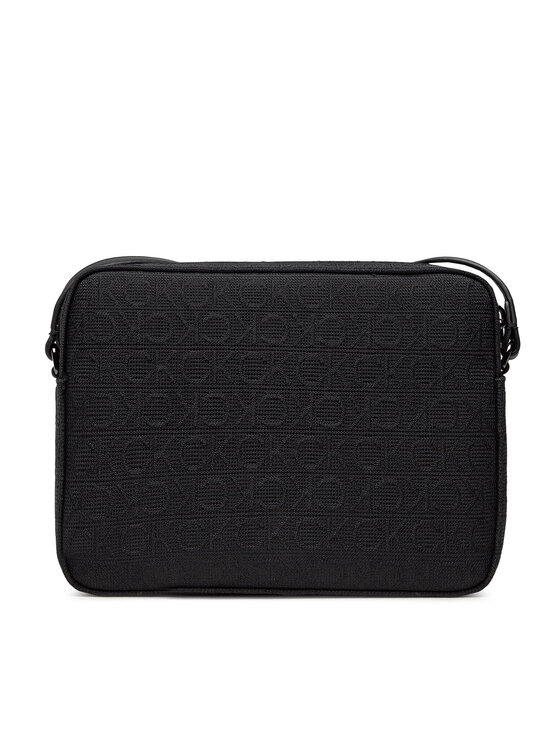 Calvin Klein Soma Calvin Klein Re-Lock Camera Bag W/Flap Jcq K60K609685 Melns