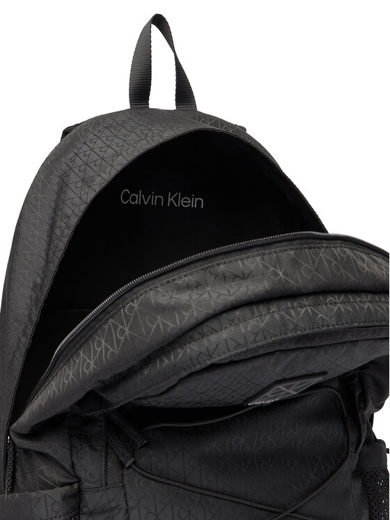 Calvin Klein Nahrbtnik Calvin Klein Utility Emblem Bungee Backpack LV04D3301G Črna