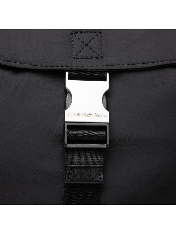 Calvin Klein Jeans Σακίδιο Calvin Klein Jeans Feminine Nylon Flap Bp30 K60K608820 Μαύρο