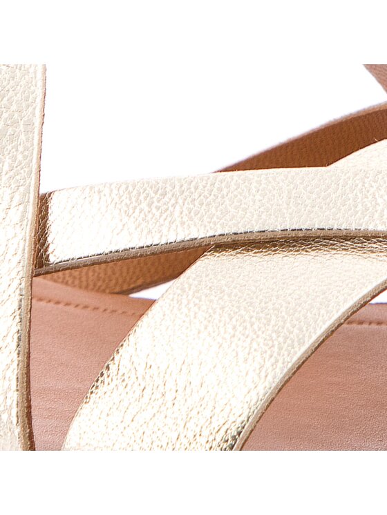 Vagabond Shoemakers В'єтнамки Vagabond Shoemakers Tia 4331-383-81 Золотий