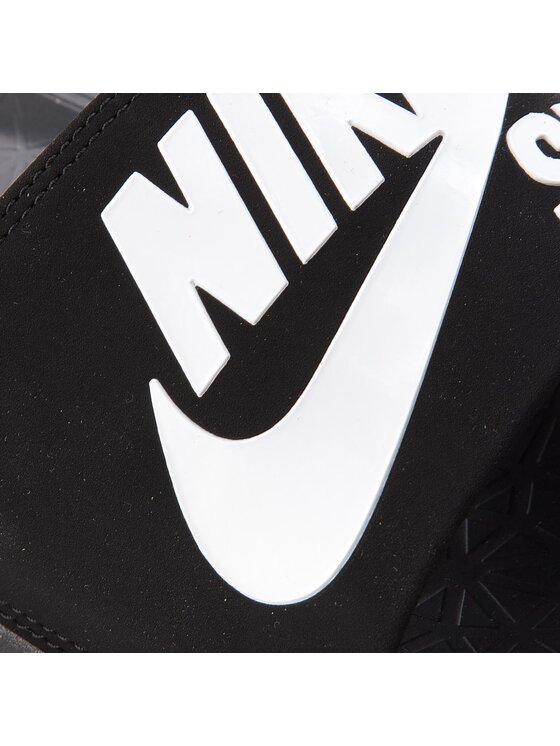 Nike Şlapi Nike Benassi Solarsoft Sb 840067 001 Negru