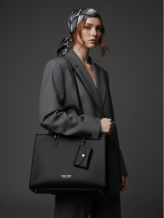 Nine West Сумка Nine West CEO-Vellor-LDA8459 Чорний