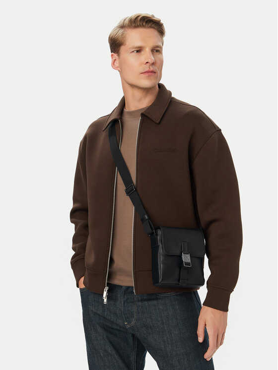 Calvin Klein Saszetka Calvin Klein Emblem Hw Flap Reporter LV04D3506G Czarny