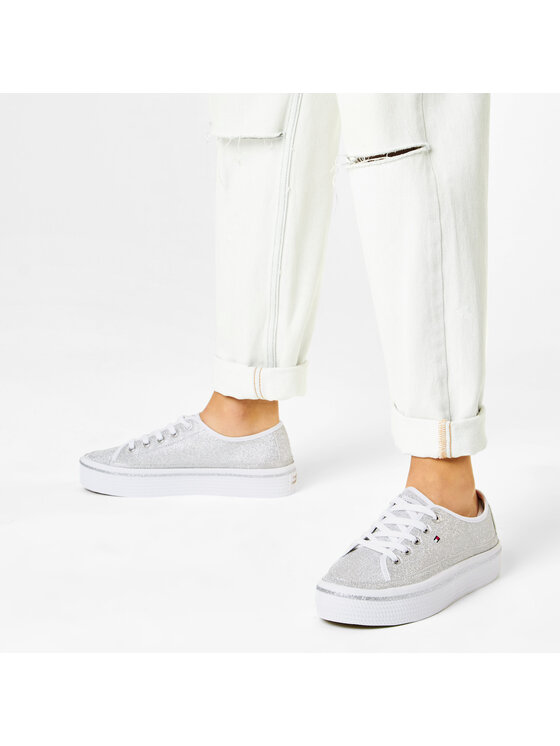 Tommy Hilfiger Snīkeri Tommy Hilfiger Dressy Glitter Flatform Sneaker FW0FW050010IM Sudraba