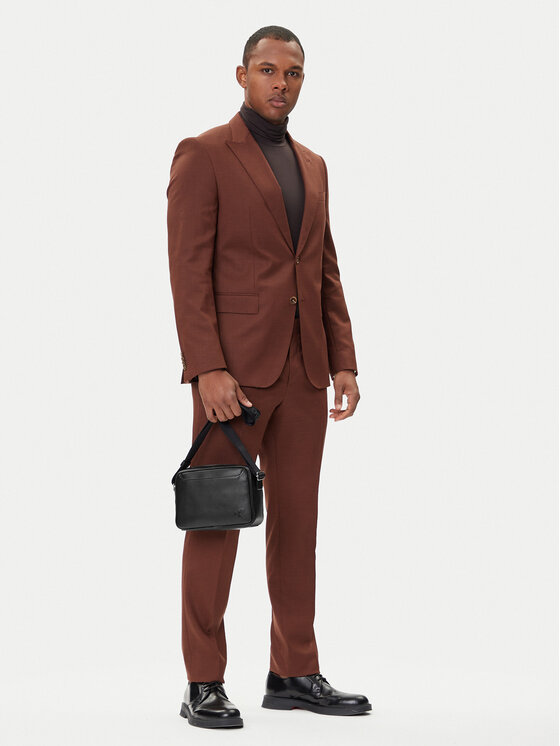 Calvin Klein Taška cez rameno Calvin Klein Cargo Camera Bag LV04D3129G Čierna