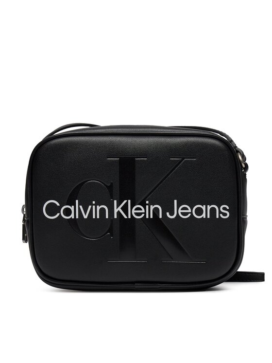 Calvin Klein Jeans Kabelka Calvin Klein Jeans Sculpted Camera Bag18 Mono K60K610275 Čierna