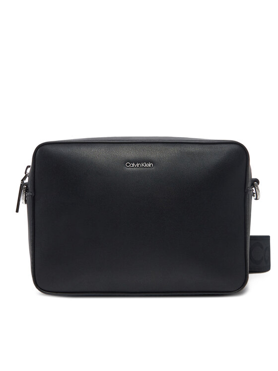 Calvin Klein Táska Calvin Klein Ck Must Small Camera Bag K60K613145 Fekete