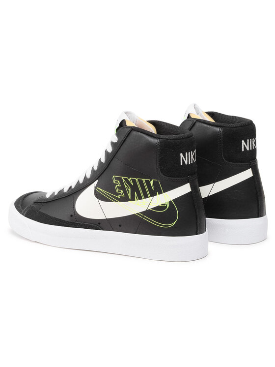 Nike Sneakersy Nike Blazer Mid '77 DA4651 001 Čierna