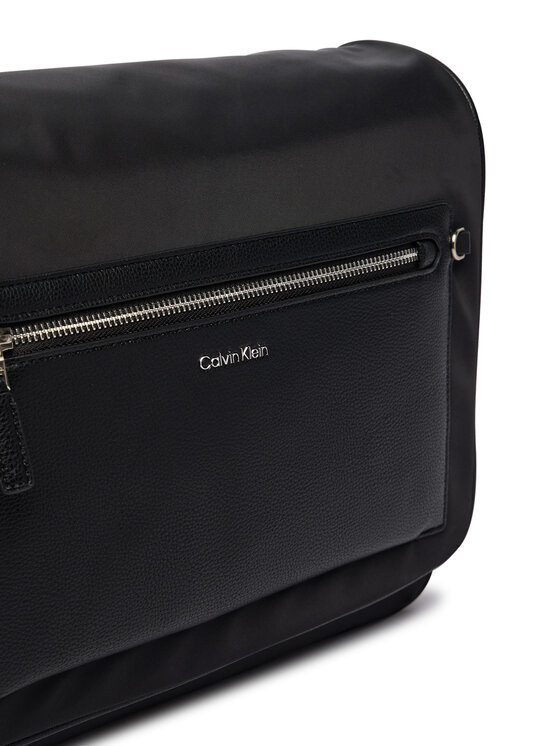 Calvin Klein Bolso Calvin Klein Ssnl Raised Logo Flap Messenger LV04D3501G Negro