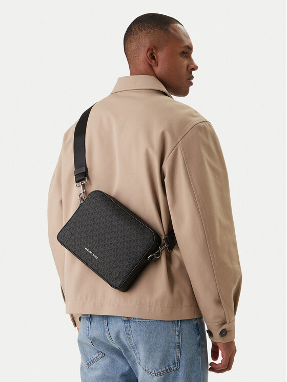 Michael Kors Válltáska Michael Kors Hudson 33F3LHDC5B Fekete