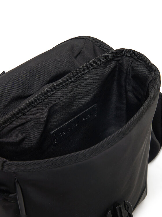 Calvin Klein Jeans Geantă crossover Calvin Klein Jeans Speed Clip Ut Flap Reporter Ny K50K513003 Negru