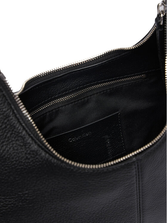 Calvin Klein Kabelka Calvin Klein Slouchy Leather Shoulder Bag LV04F3657G Černá