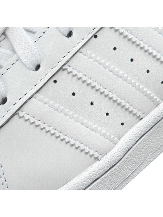 adidas Снікерcи adidas Superstar Foundation J B23641 Білий