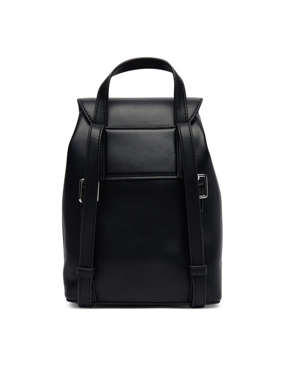 Calvin Klein Ruksak Calvin Klein Bold Ck Flap Mini Backpack LV04F3893G Čierna
