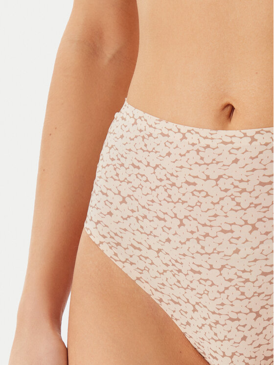 Chantelle Chantelle Стрінги Soft Stretch C11DA0 Бежевий