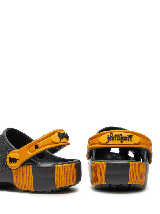 Crocs Чехли Crocs Harry Potter Classic Hufflepuff Clog K 210544 Черен