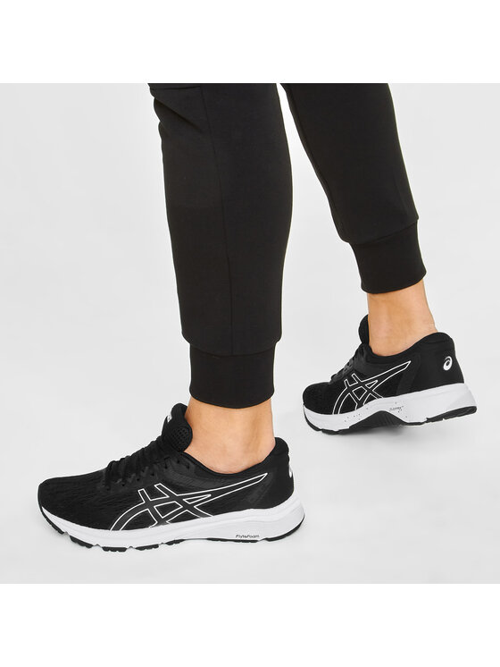 Asics Bežecké topánky Asics Gt-800 1011A838 Čierna