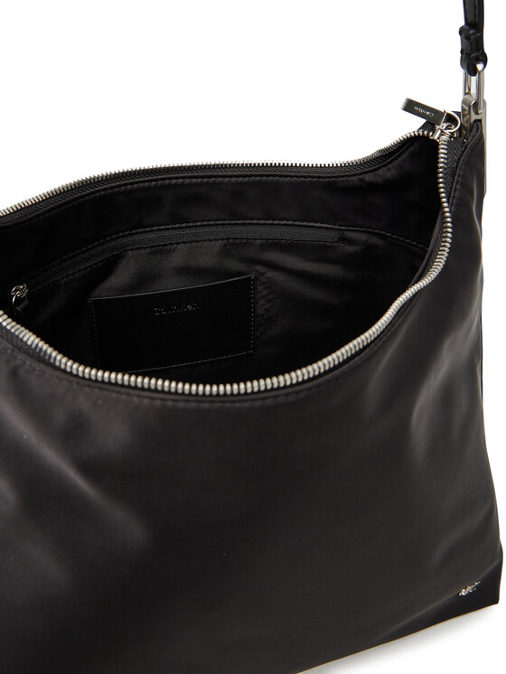 Calvin Klein Kabelka Calvin Klein LV04K3218G Čierna