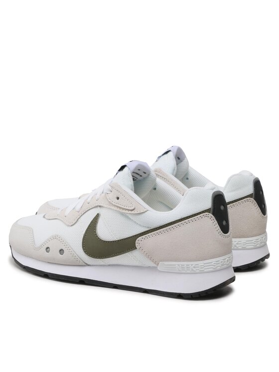 Nike Sneakersy Nike Venture Runner CK2944 101 Biela