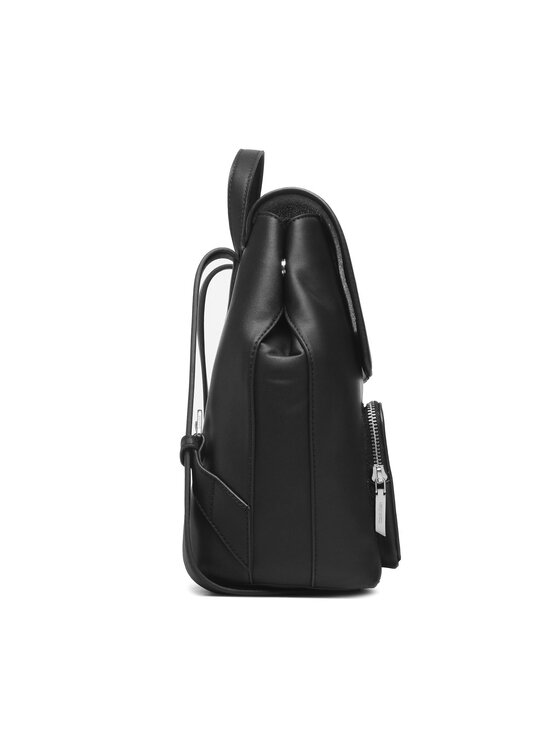 Calvin Klein Hátizsák Calvin Klein Ck Must Campus Backpack W/Flap K60K610742 Fekete