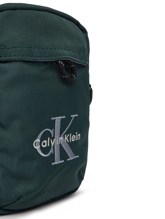 Calvin Klein Crossover torbica Calvin Klein Bold Logo Nylon Slim Reporter LV04D3231G Zelena